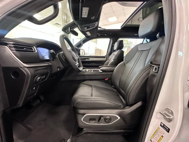 New 2026 Jeep Grand Wagoneer Limited w/ Premium Group II AWD/4WD image 23