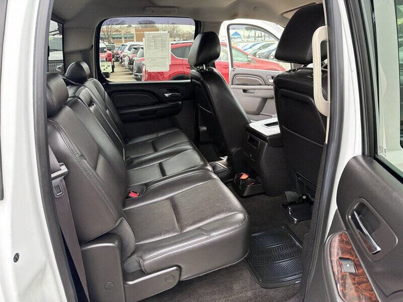 Used 2013 GMC Sierra 3500 Denali image 20