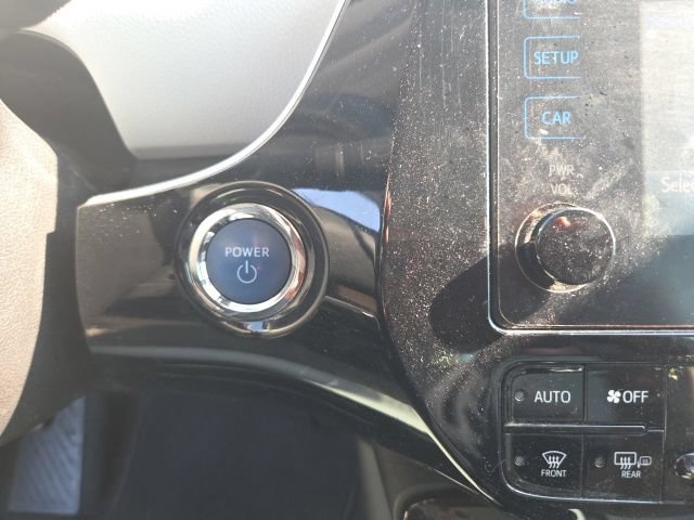Used 2019 Toyota Prius XLE w/ Advanced Technology Package FWD image 22