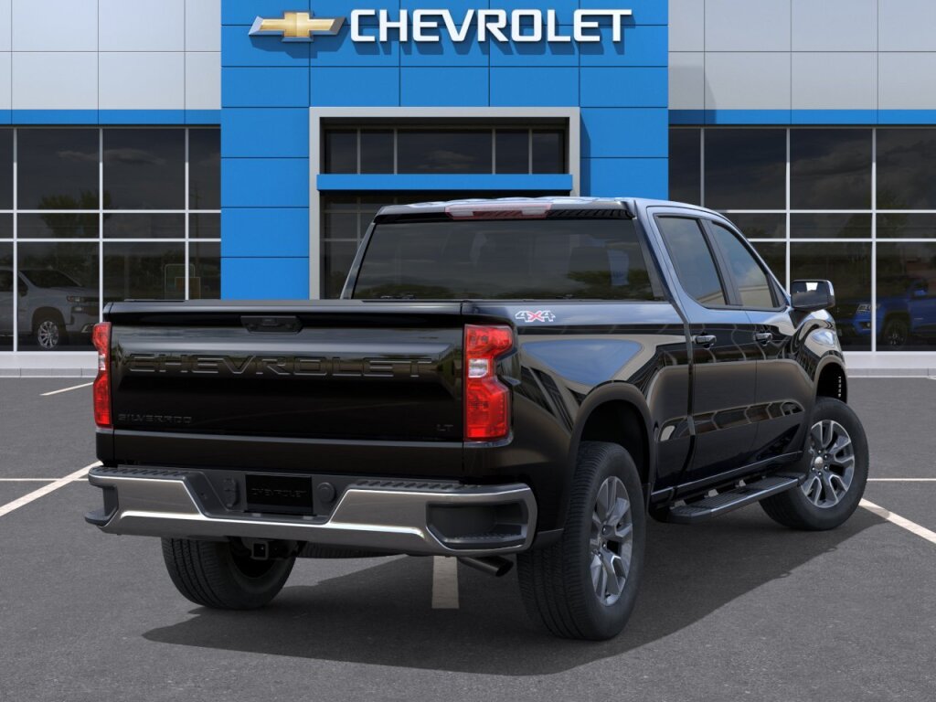 New 2026 Chevrolet Silverado 1500 LT w/ LPO, Dark Essentials Package AWD/4WD image 5
