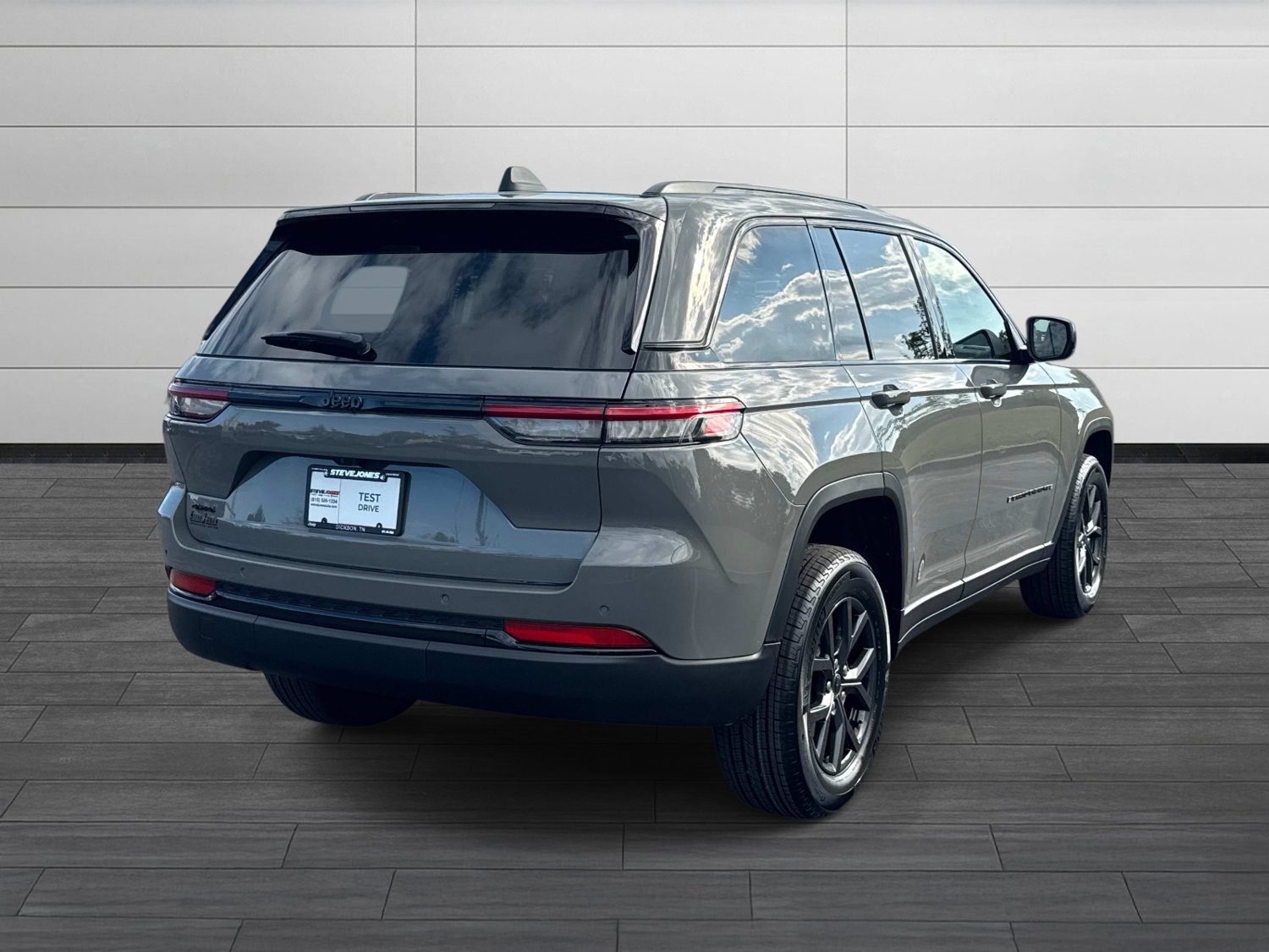 New 2027 Jeep Grand Cherokee Laredo X AWD/4WD image 5