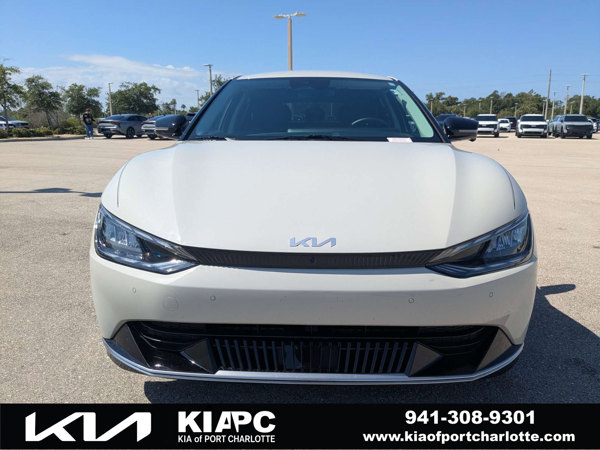 Certified 2022 Kia EV6 Wind w/ Wind Technology Package AWD/4WD image 1
