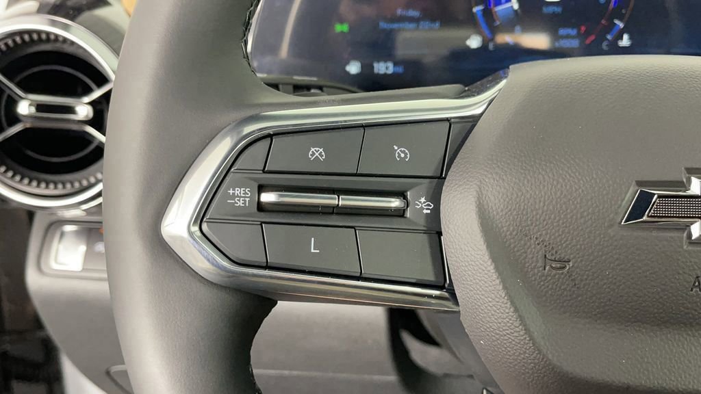 New 2025 Chevrolet Equinox ACTIV image 27