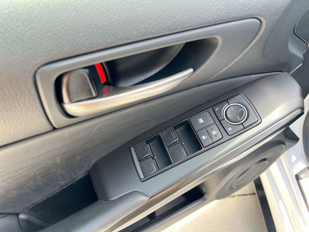 Certified 2021 Lexus IS 350 F Sport RWD image 11