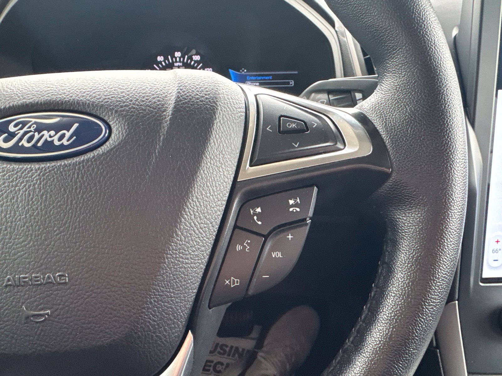 Certified 2024 Ford Edge SEL w/ Convenience Package AWD/4WD image 29