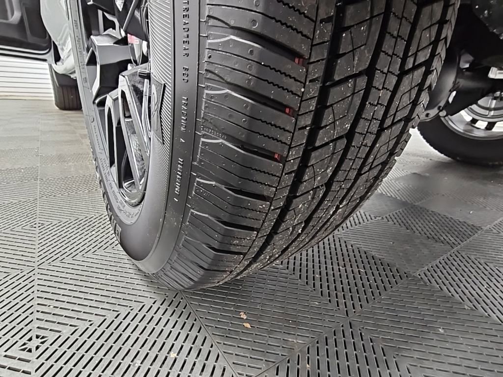 New 2026 GMC Sierra 1500 Pro w/ Graphite Edition image 38