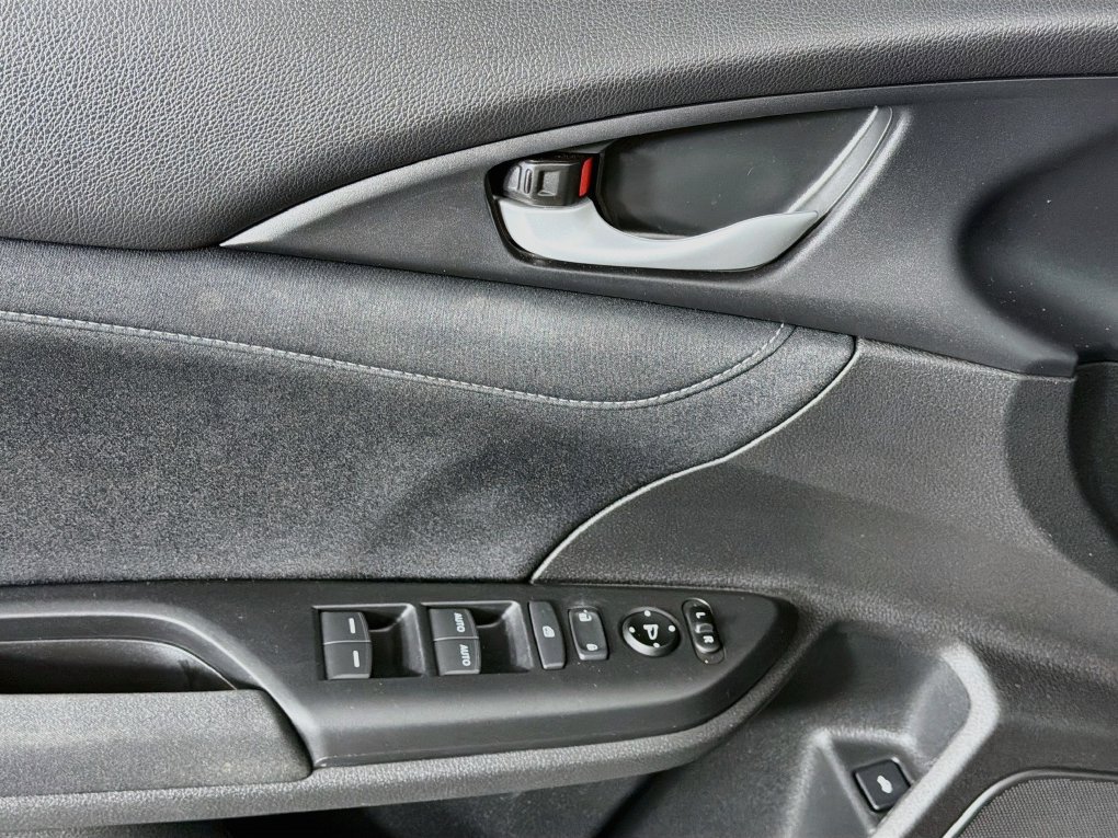 Used 2020 Honda Insight EX image 22