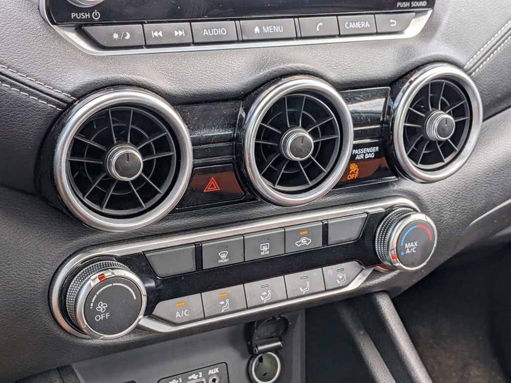 Used 2025 Nissan Sentra SV image 18