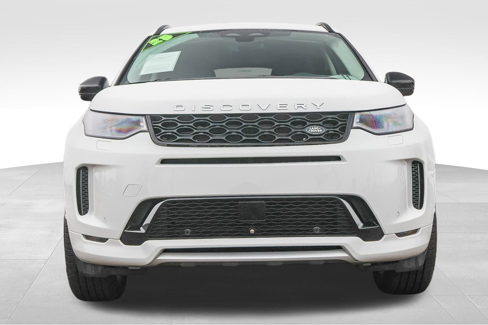 Used 2025 Land Rover Discovery Sport S image 2