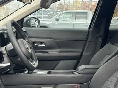 New 2026 Nissan Kicks SV w/ SV Premium Package AWD/4WD image 11