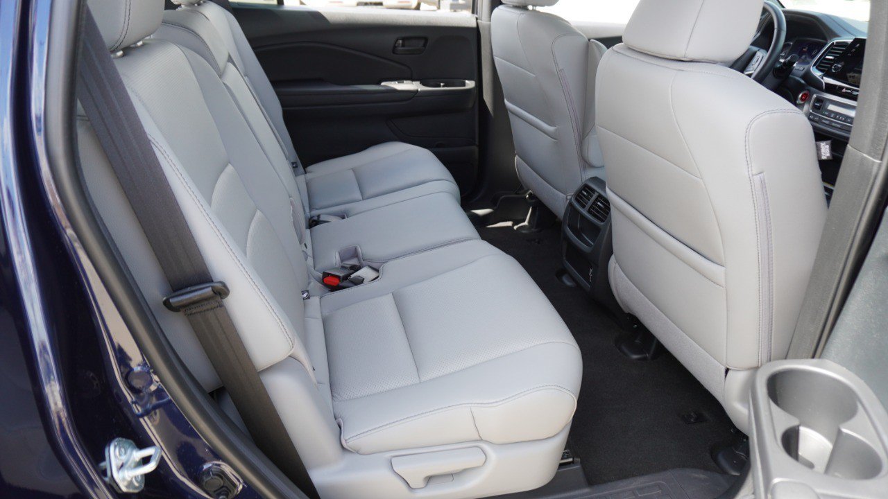 Used 2023 Honda Passport EX-L image 30