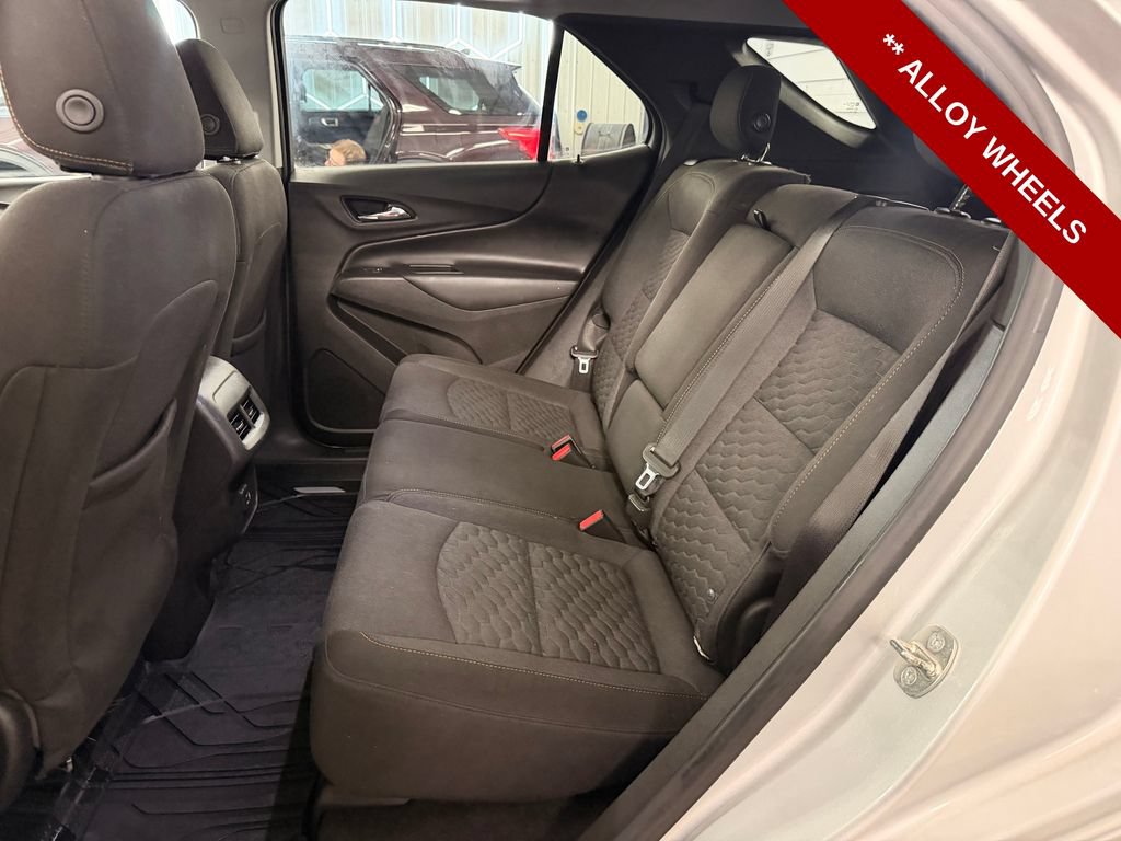 Used 2019 Chevrolet Equinox LT FWD image 15