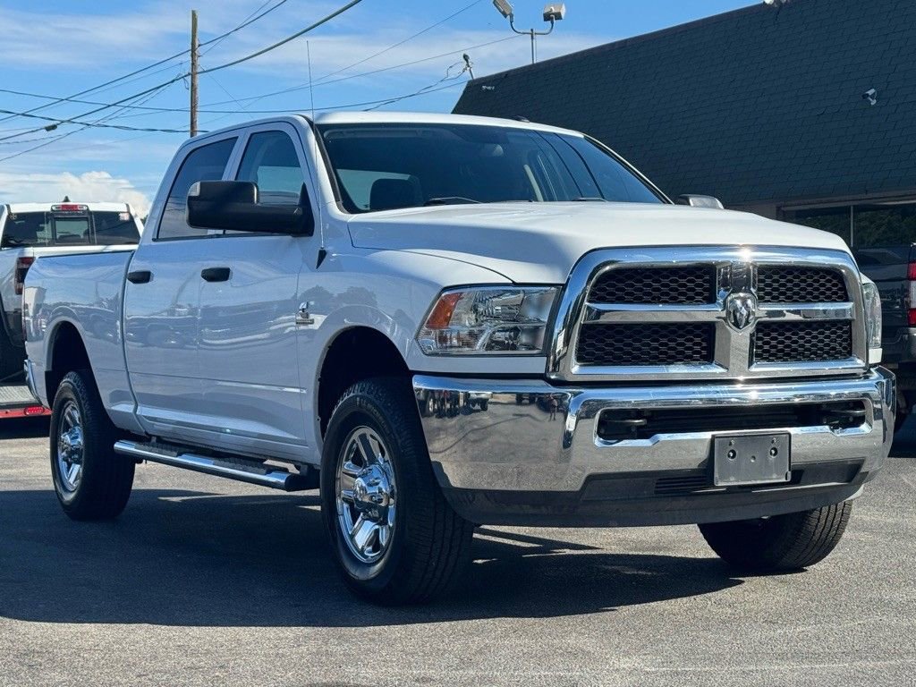 Used 2018 RAM 2500 Tradesman w/ Chrome Appearance Group image 2