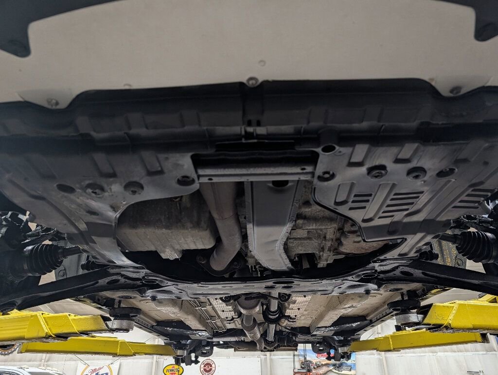 Used 2011 Suzuki SX4 AWD Hatchback image 40