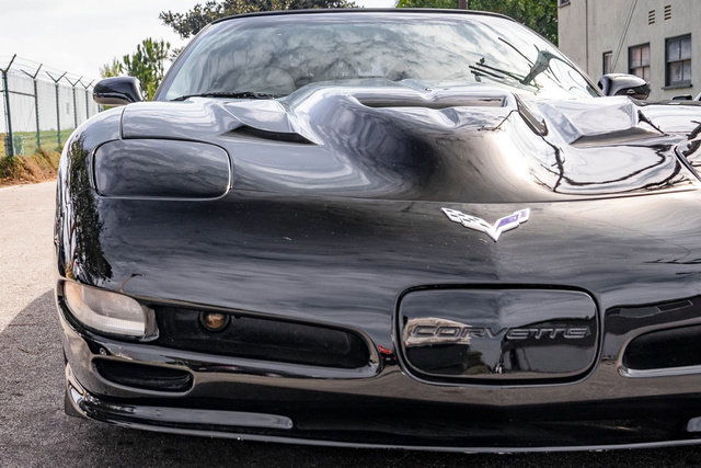 Used 2001 Chevrolet Corvette Coupe w/ Preferred Equipment Group1 image 84