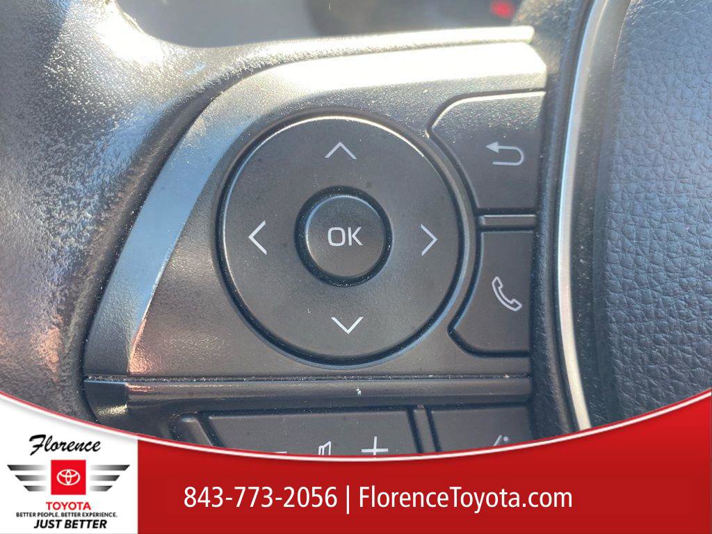 Used 2022 Toyota Corolla Cross LE image 27