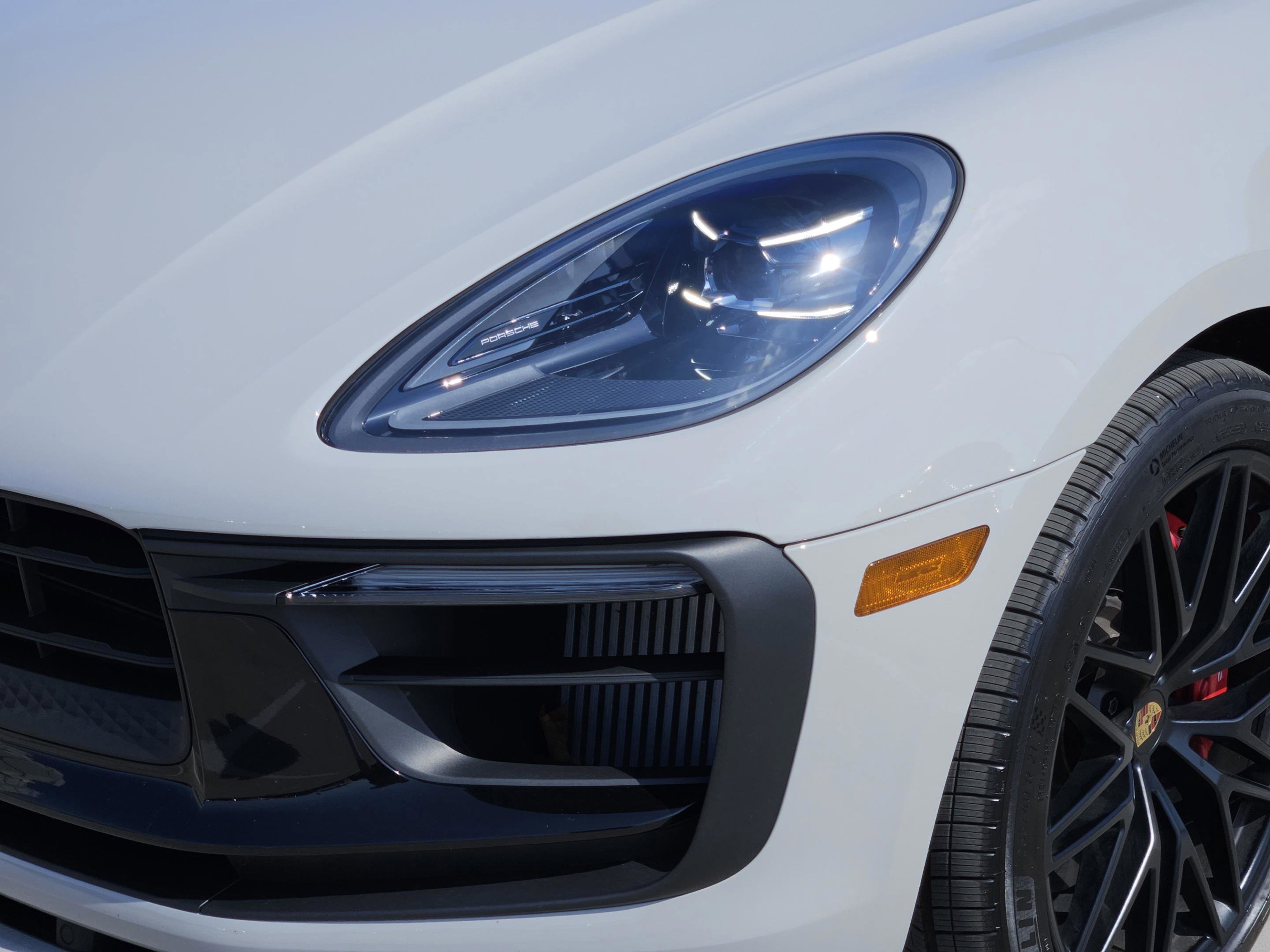 Certified 2024 Porsche Macan GTS image 12