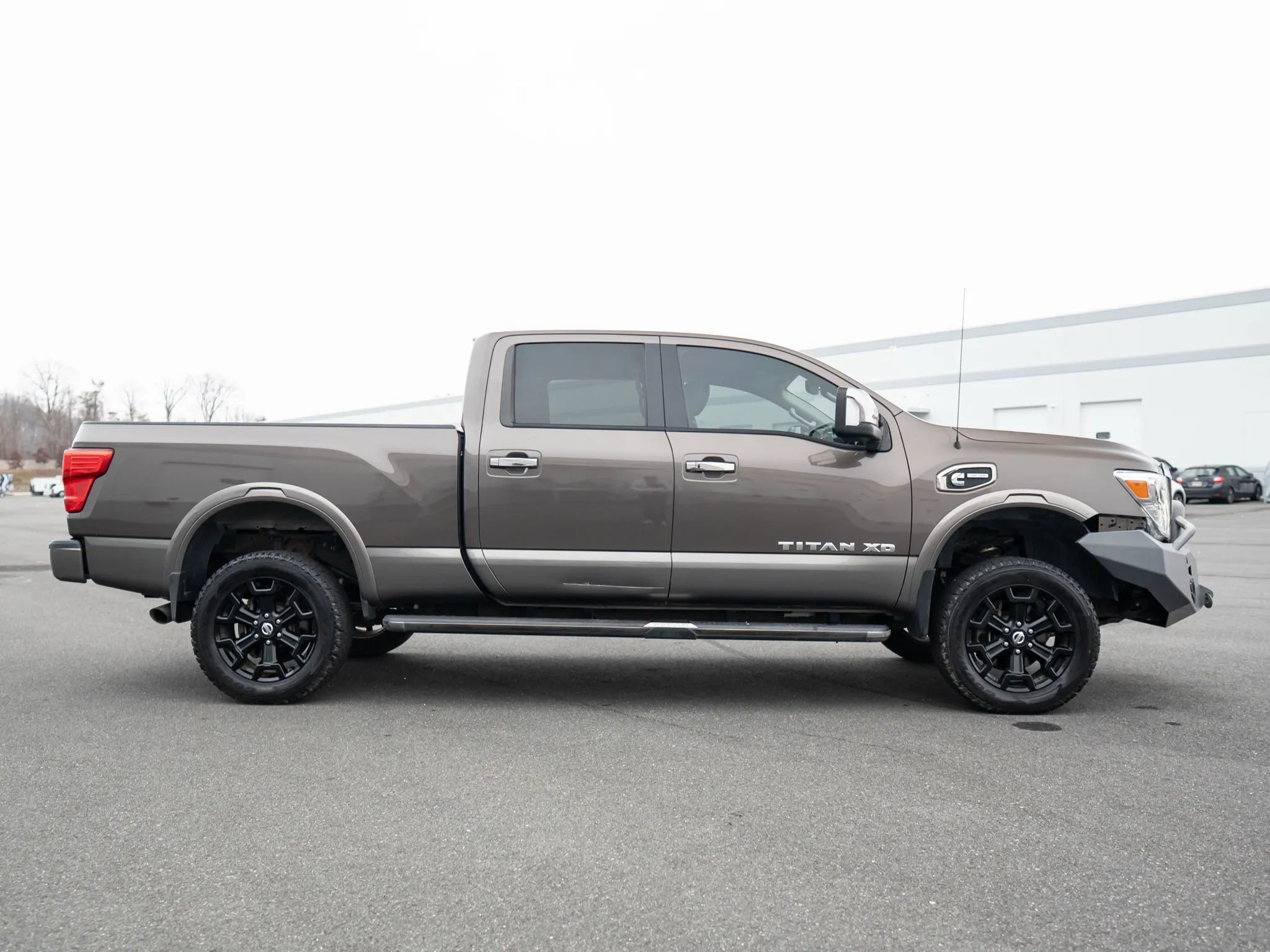 Used 2018 Nissan Titan Platinum Reserve w/ Platinum Utility Package AWD/4WD image 7