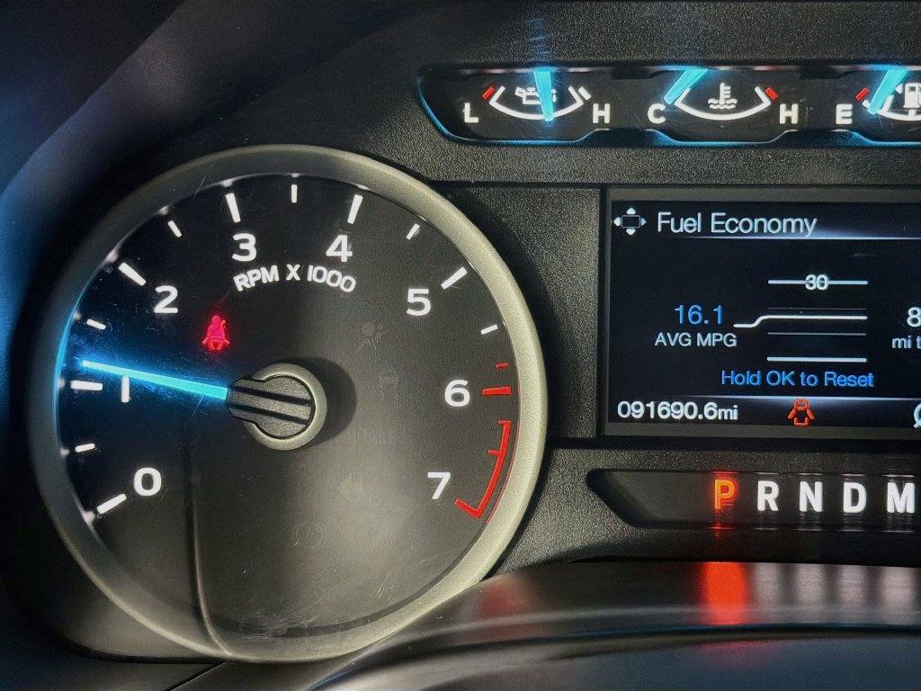 Used 2019 Ford F150 XLT w/ Equipment Group 302A Luxury AWD/4WD image 13