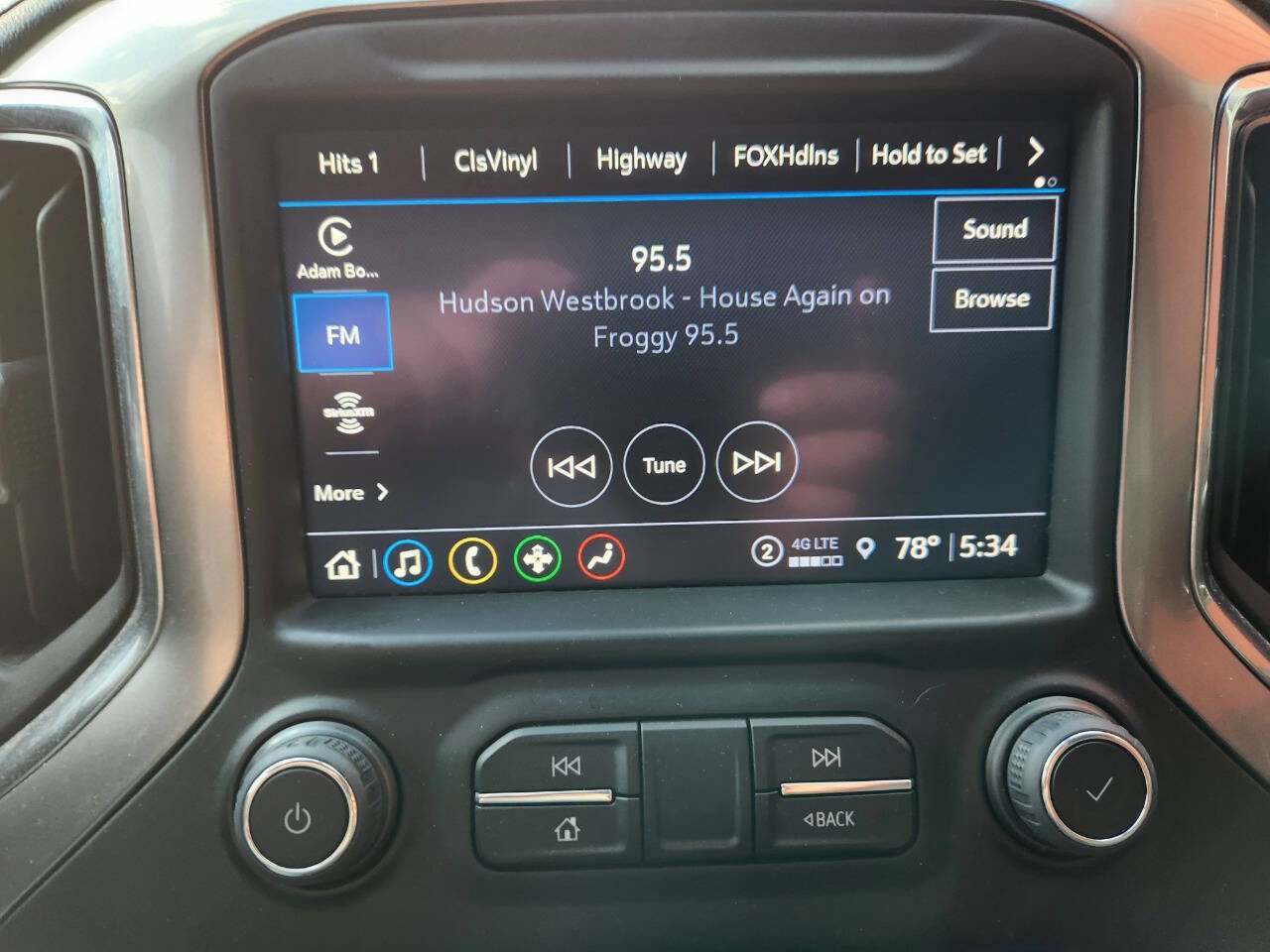 Used 2022 Chevrolet Silverado 1500 LT Trail Boss w/ Convenience Package II image 24