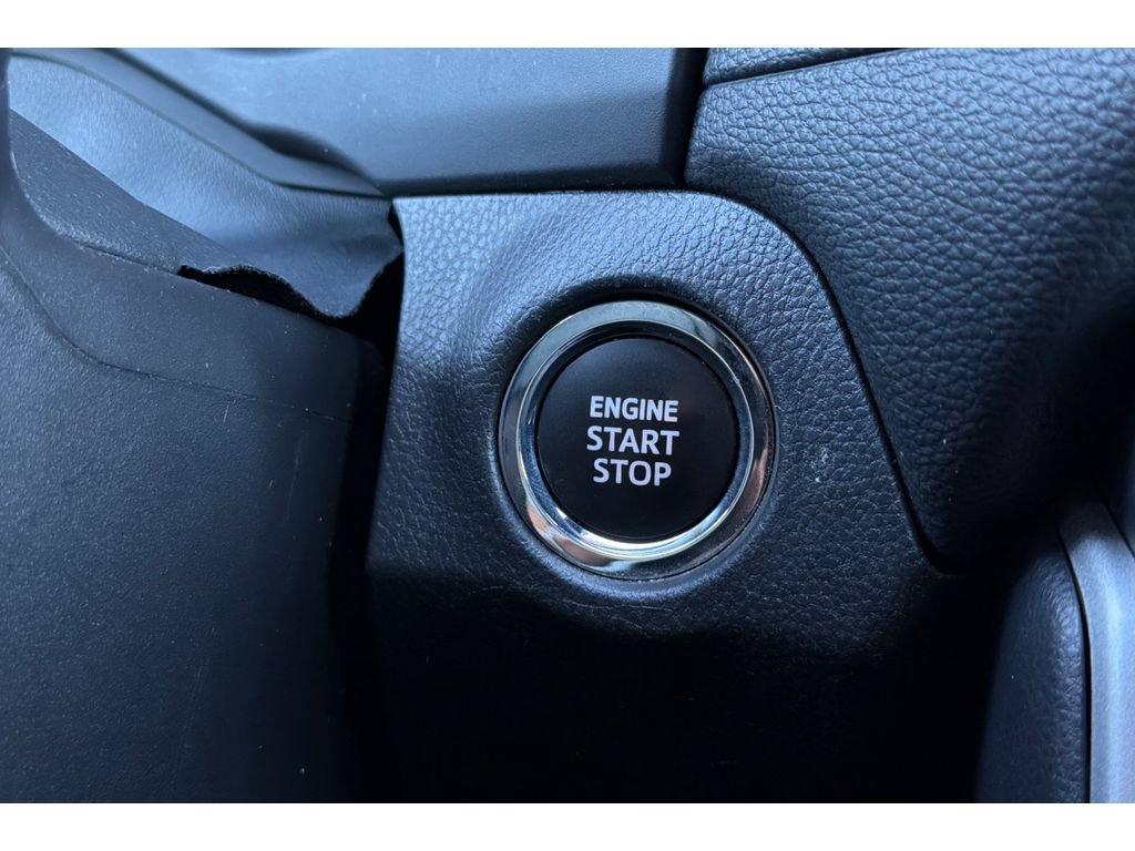 Used 2024 Toyota RAV4 XLE FWD image 24