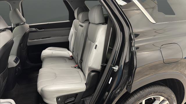 Used 2024 Hyundai Palisade SEL image 24