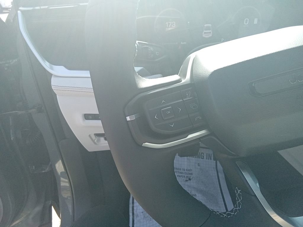 New 2026 Jeep Cherokee Overland w/ Advanced Pro Tech Group image 17