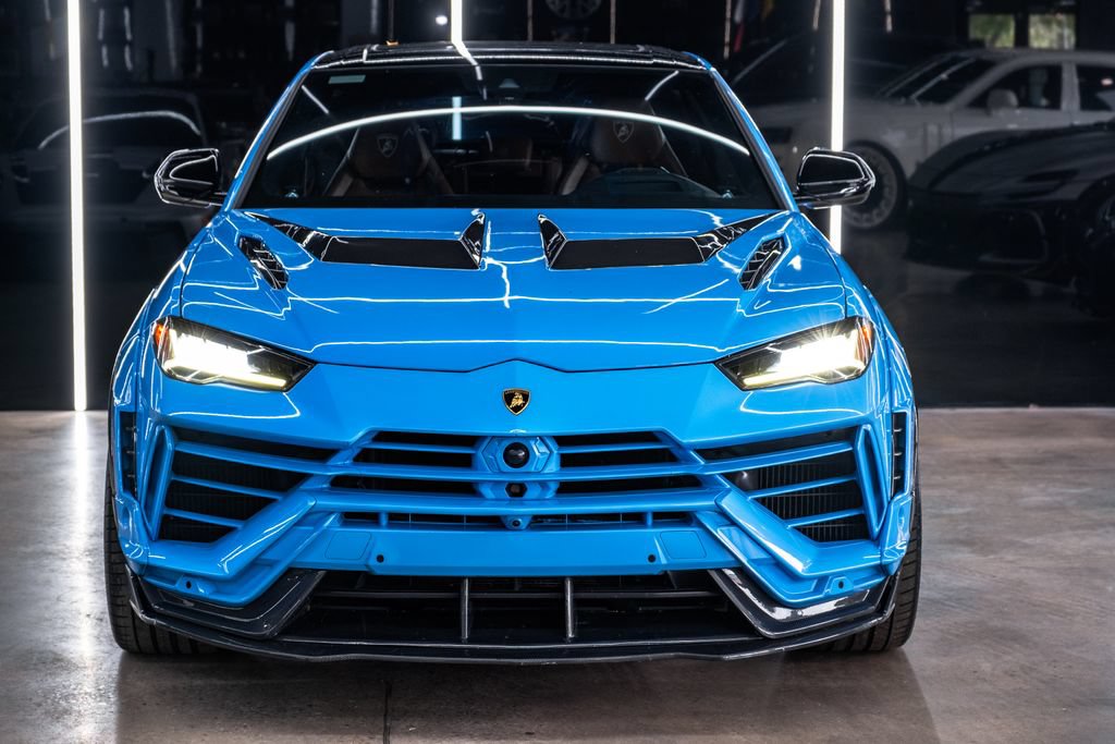 Used 2023 Lamborghini Urus S AWD/4WD image 3
