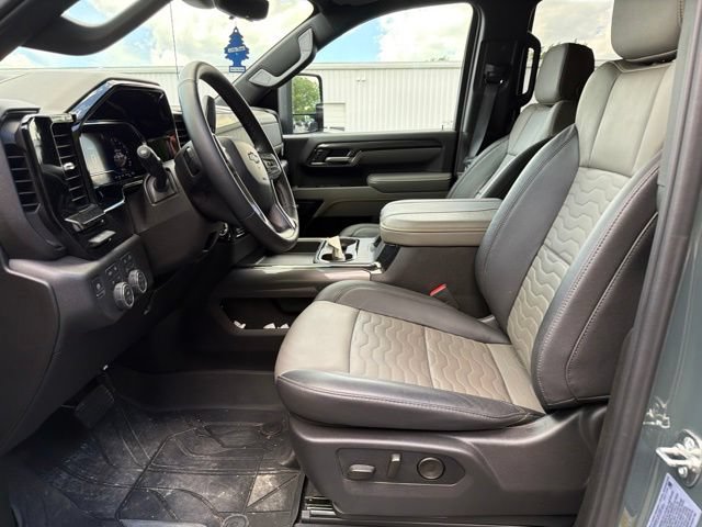 Certified 2025 Chevrolet Silverado 2500 ZR2 w/ Technology Package AWD/4WD image 22