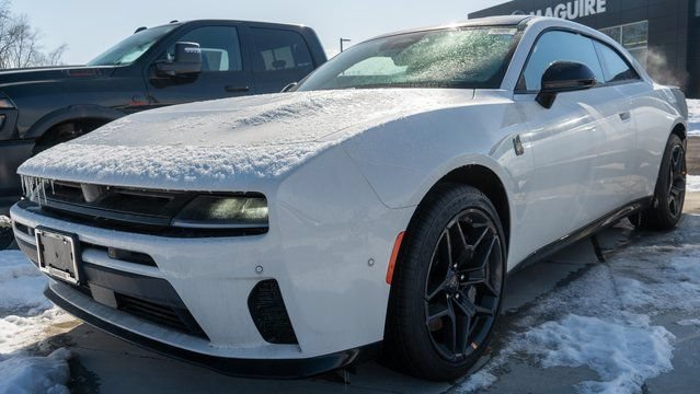 New 2026 Dodge Charger Scat Pack w/ Blacktop Package AWD/4WD image 2