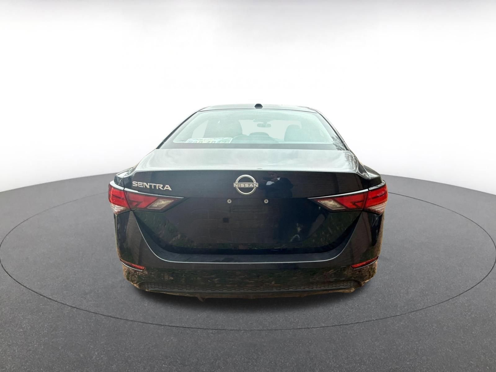 Used 2025 Nissan Sentra SV image 10