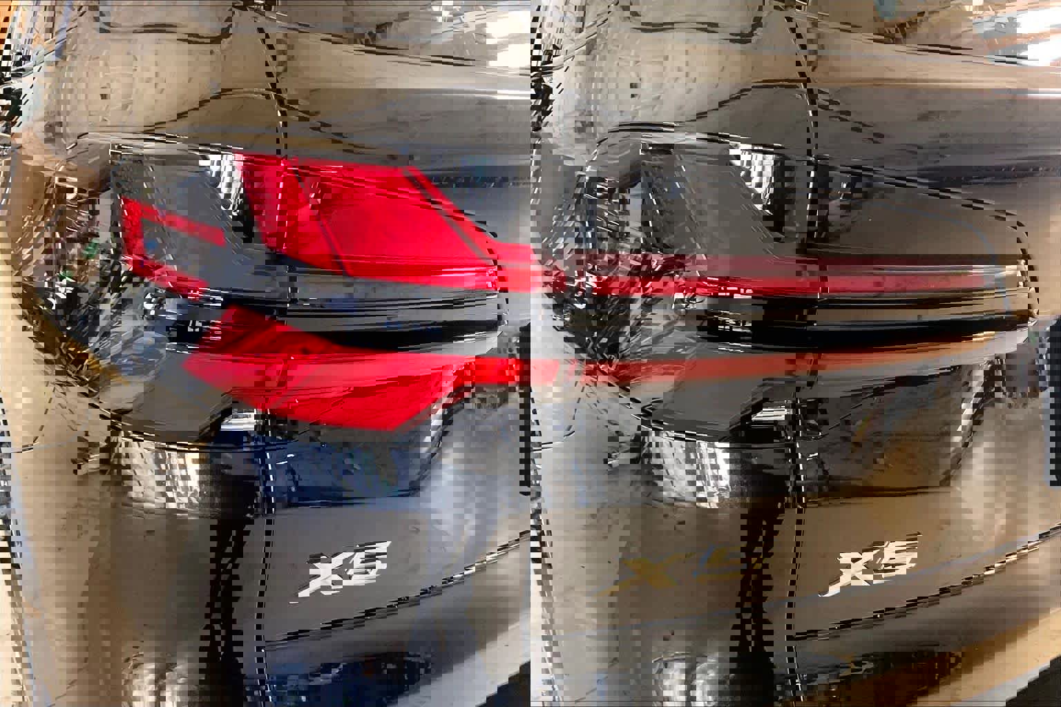 New 2026 BMW X5 xDrive50e image 14