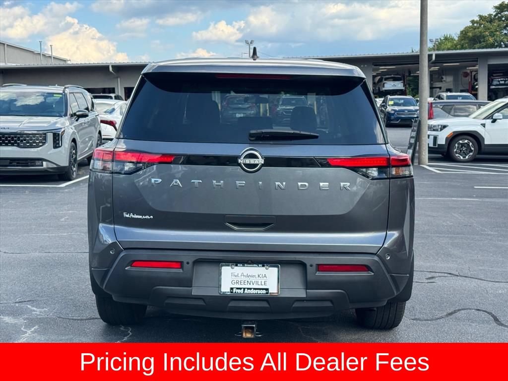 Used 2024 Nissan Pathfinder S FWD image 4