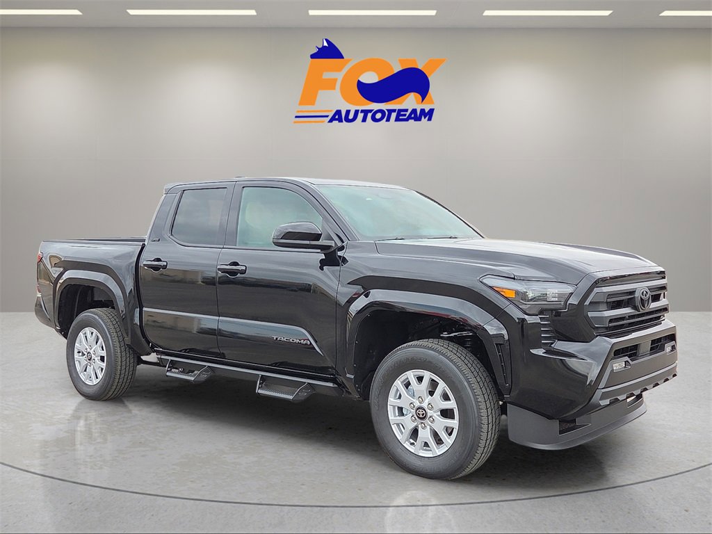 New 2025 Toyota Tacoma SR5