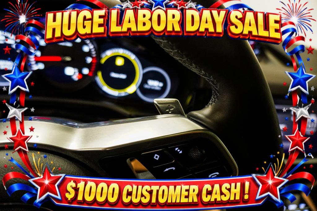 Used 2023 Porsche Cayenne AWD/4WD image 18