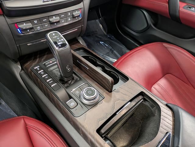 Used 2019 Maserati Ghibli S Q4 AWD/4WD image 15