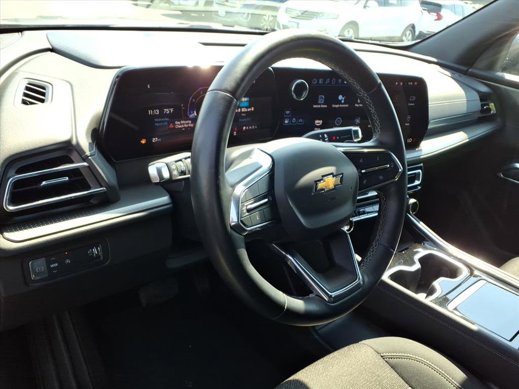 Used 2024 Chevrolet Traverse LT image 8