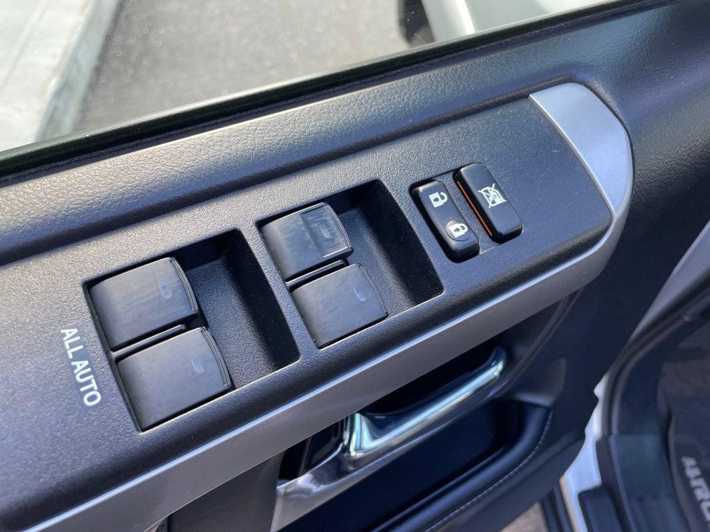 Used 2018 Toyota 4Runner SR5 Premium AWD/4WD image 11