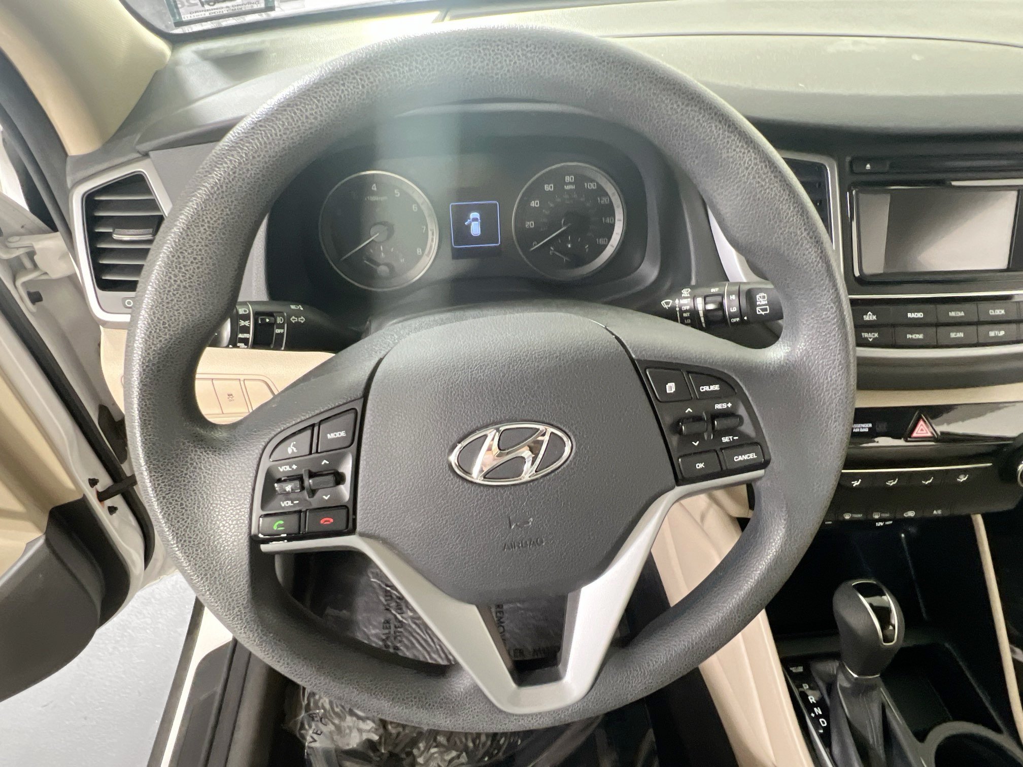Used 2017 Hyundai Tucson SE AWD/4WD image 11