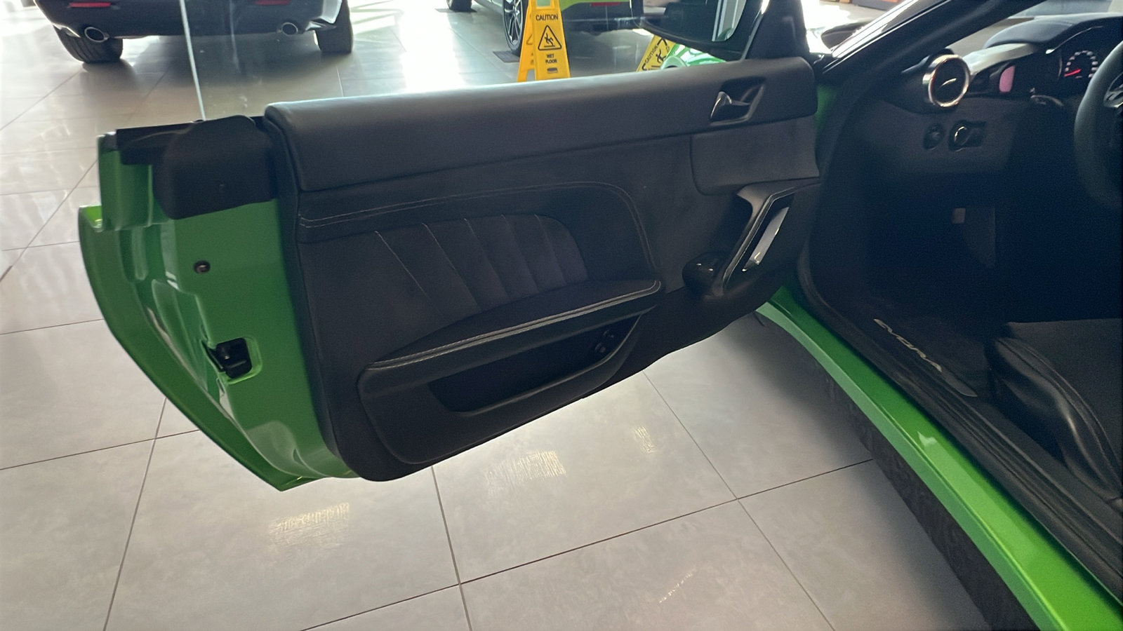 Used 2018 Lotus Evora 400 image 13