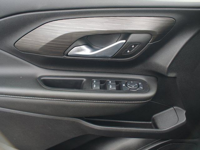 Certified 2024 GMC Terrain SLE image 28