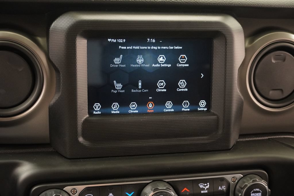 Used 2022 Jeep Wrangler Sport AWD/4WD image 29