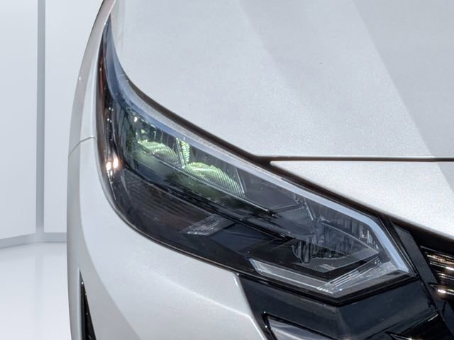 Used 2025 Nissan Sentra SR image 9