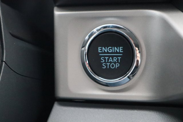 New 2026 Ford F250 XLT w/ XLT Premium Package image 12