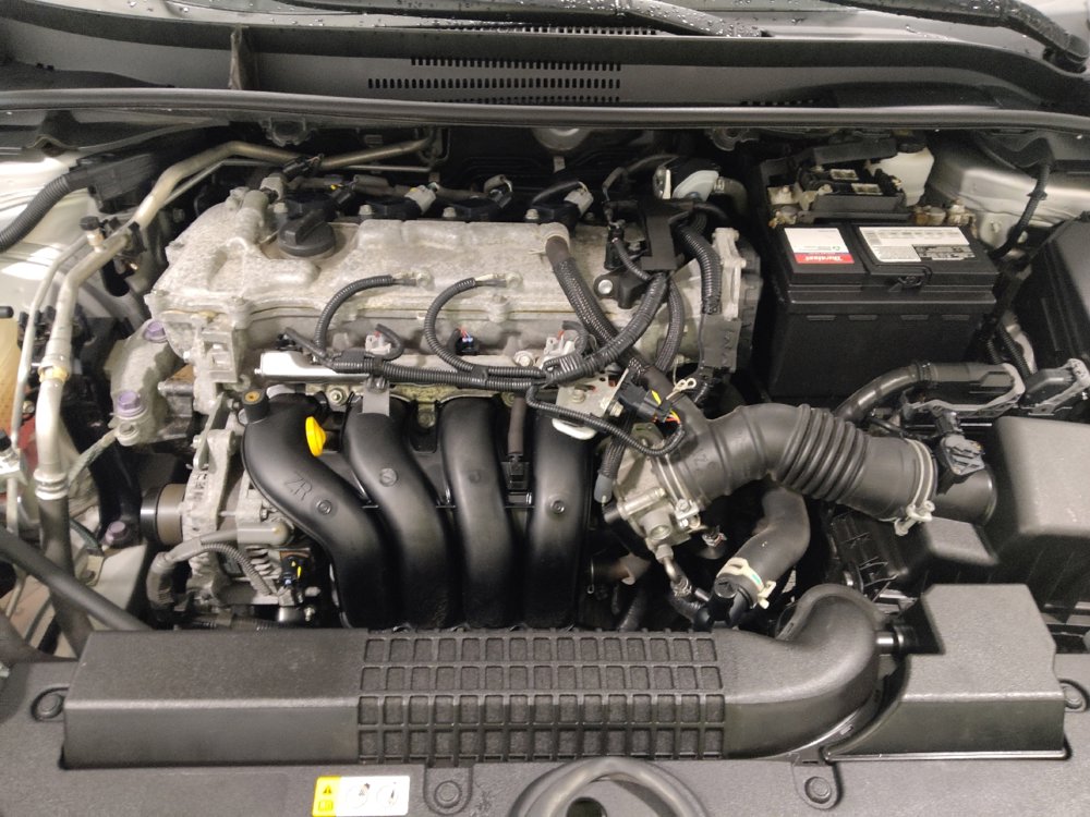 Used 2021 Toyota Corolla LE image 30