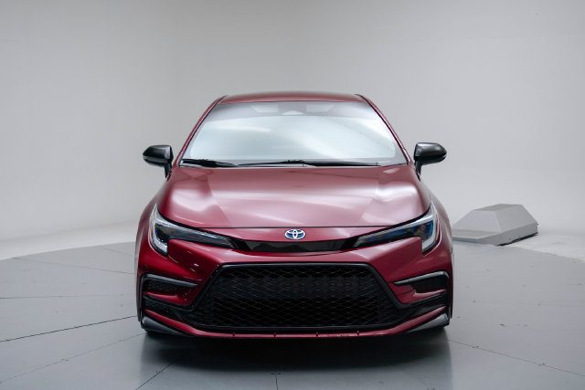 Used 2024 Toyota Corolla SE FWD image 8
