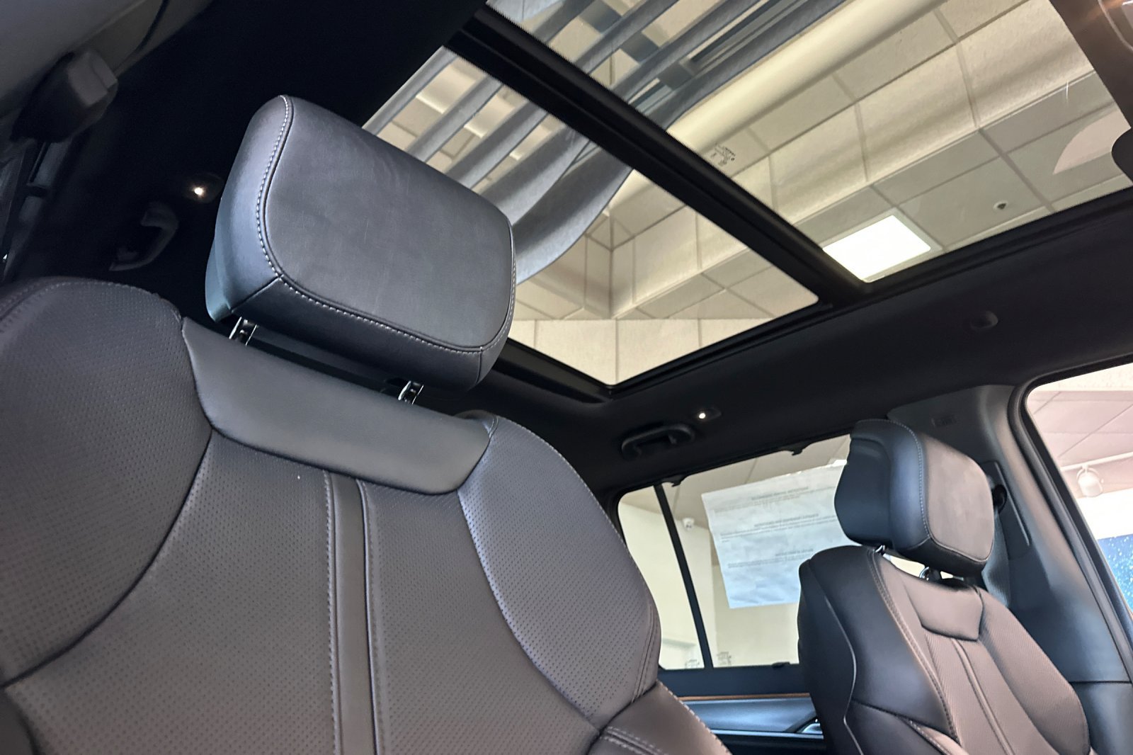 New 2026 Jeep Grand Wagoneer Limited AWD/4WD image 18