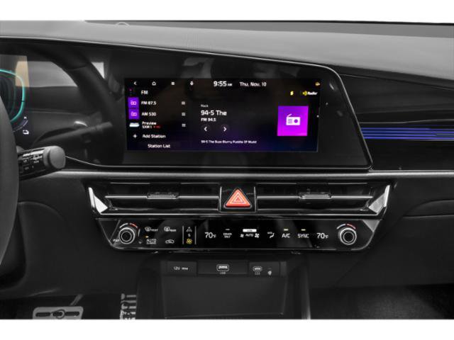 Certified 2024 Kia Niro EX Touring FWD image 10