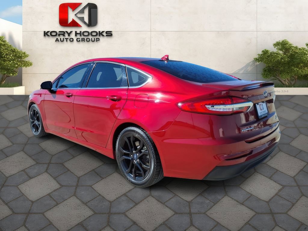 Used 2020 Ford Fusion SE w/ Equipment Group 151A image 2