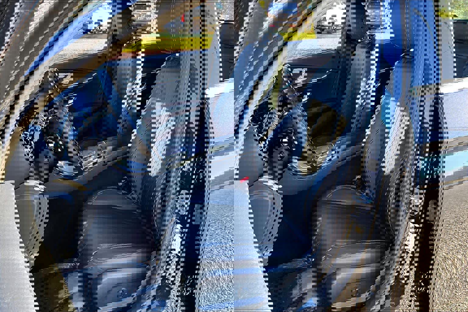 Used 2022 Mercedes-Benz E 350 4MATIC Sedan image 7